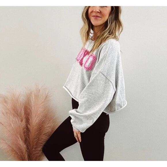 altar d state Xoxo Cropped Sweatshirt - Picture 5 of 12